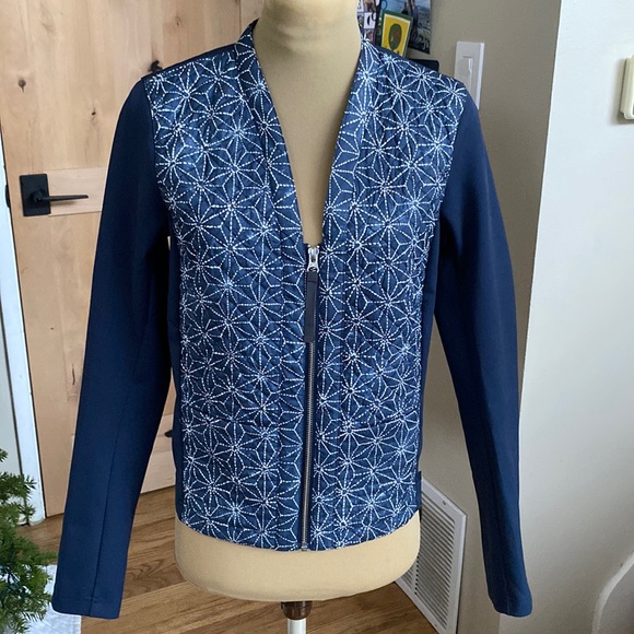 Lululemon Jacket - Picture 8 of 16